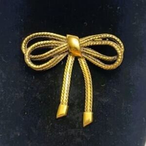 Vintage Gold Tone 2 5/8" Double Loop Tied Bow Brooch, Scarf/Lapel Pin